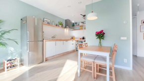 Beautiful & Bright Apartment in Amsterdam